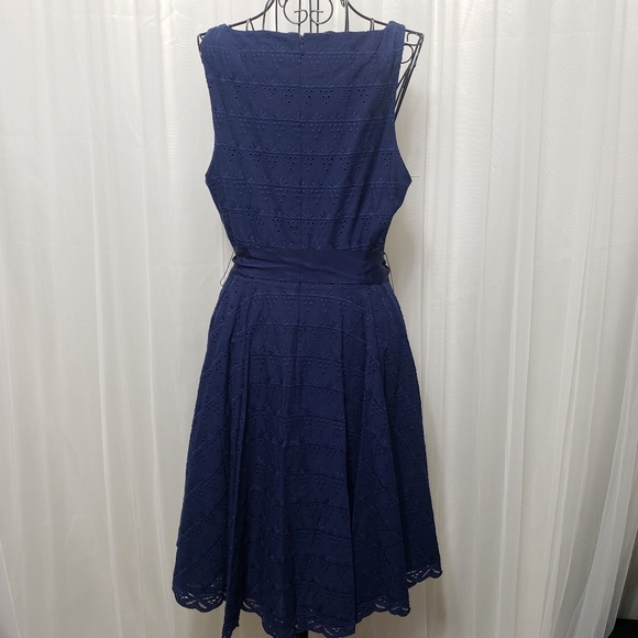 BB Dakota NWT Sz 8 Navy Eyelet Fit & Flare Dress - Picture 10 of 16
